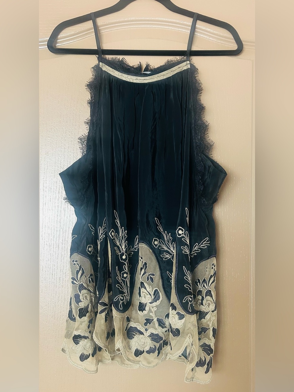 NWT By Anthropologie Embroidered Lace Halter Tank Top Black XL Boho Romantic